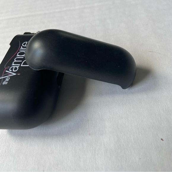 The Vampire Diaries AirPods Pro Case Silicone Case Black White Protective Case - Picture 3 of 9